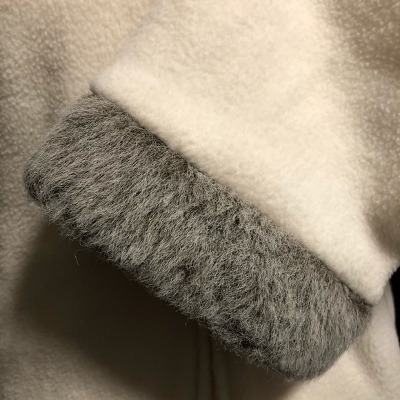 Vintage Northern Reflections Soft White Zip-up Hooded Sweater with Faux Fur Trim - Picture 5 of 8